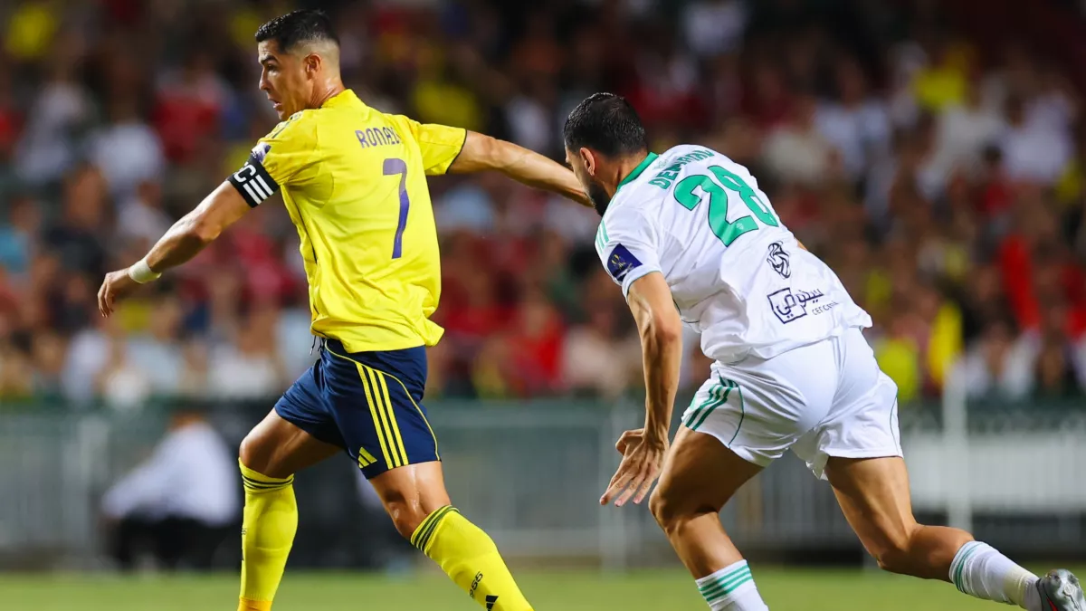 النصر يتحمل العواقب والهلال يحصد الراحة.. الدويش يشعل الجدل على إكس في 2025