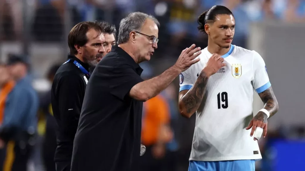 مدرب أوروجواي يعلق على انتقال نونيز إلى الهلال.. "لم يتم استشارتي"