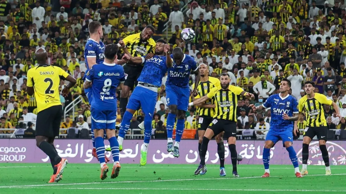 رحيل النجم يصنع الفارق.. أسطورة الاتحاد يكشف أسرار تفوق الهلال في 2025